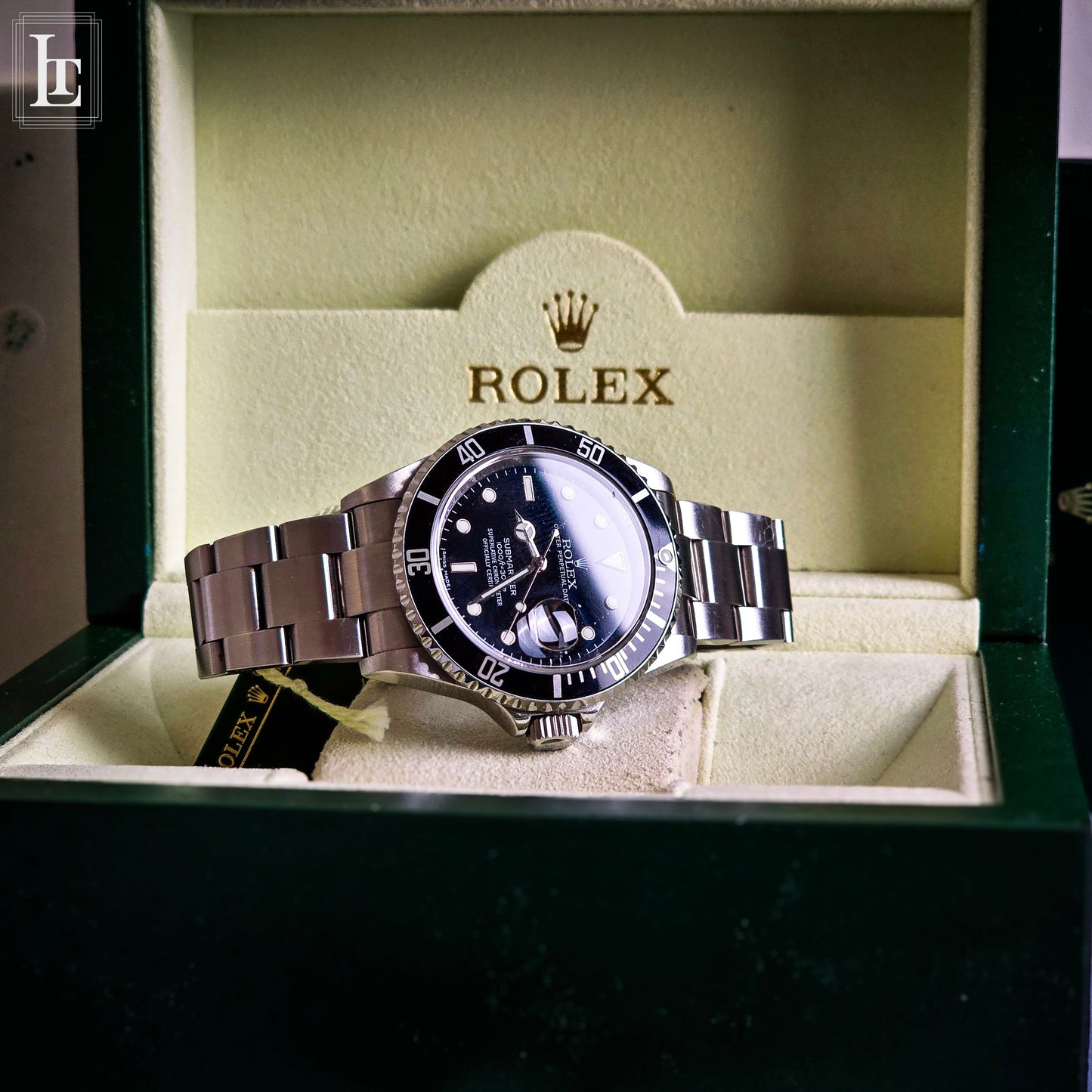 Rolex Submariner 16610 M serial