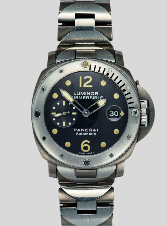 Officine Panerai Luminor Submersible OP 6566