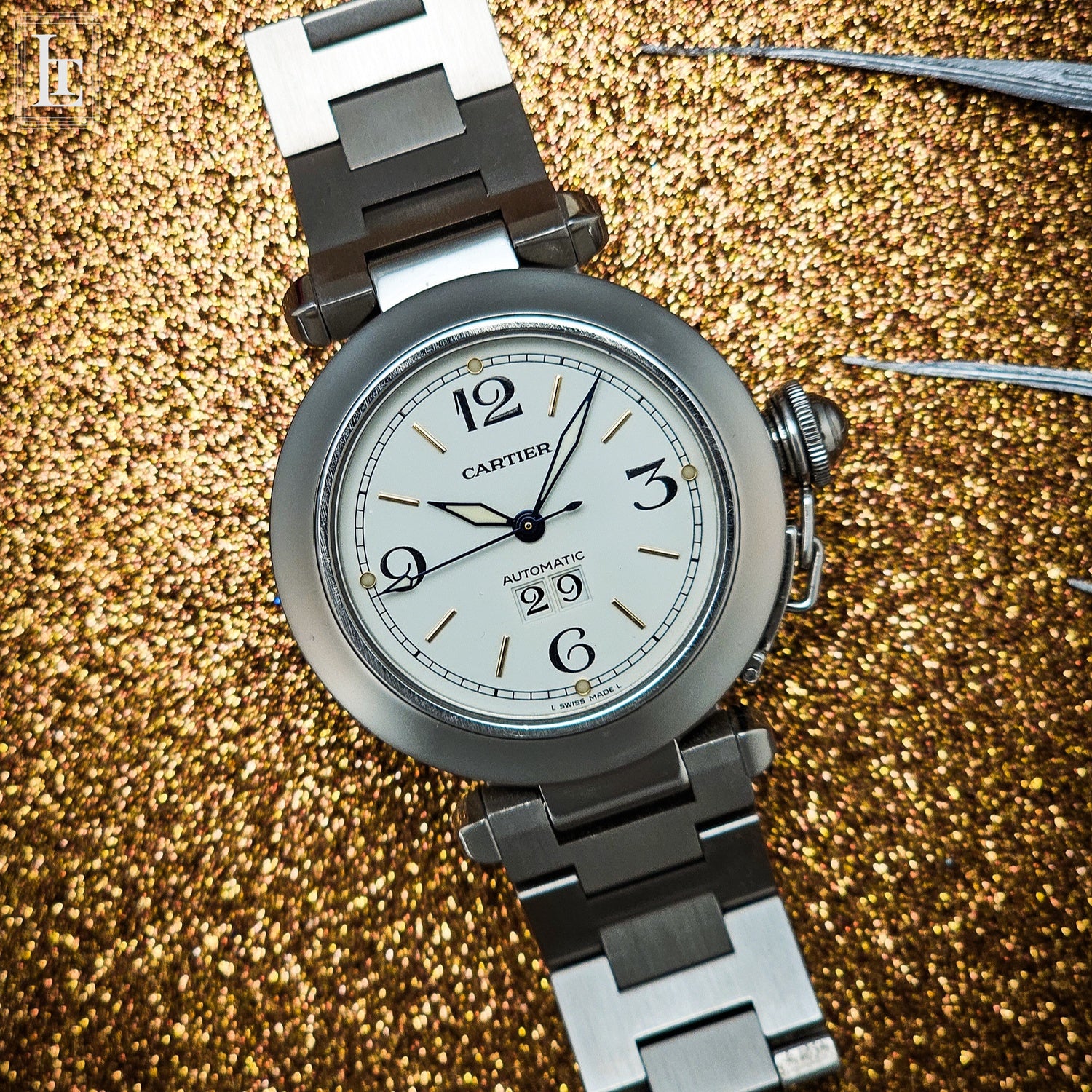 カルティエ　パシャC Pasha C Big date Automaticのコマ パシャC ビックデイト[W31044M7] Pasha C Big Date | カルティエ 男女