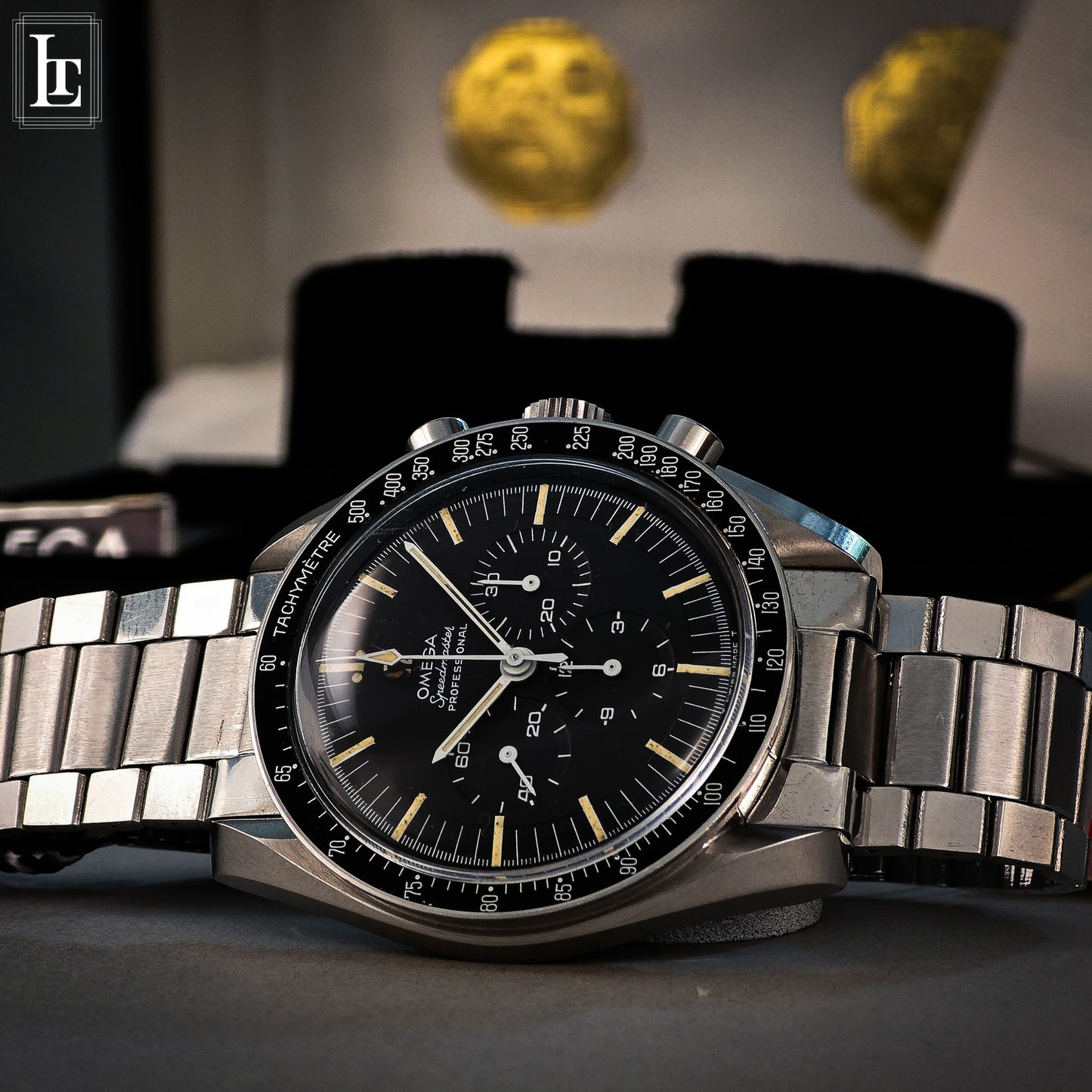 Omega Speedmaster Professional 105.012