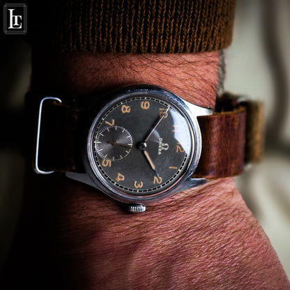 Omega classic military Ref. 2383-4