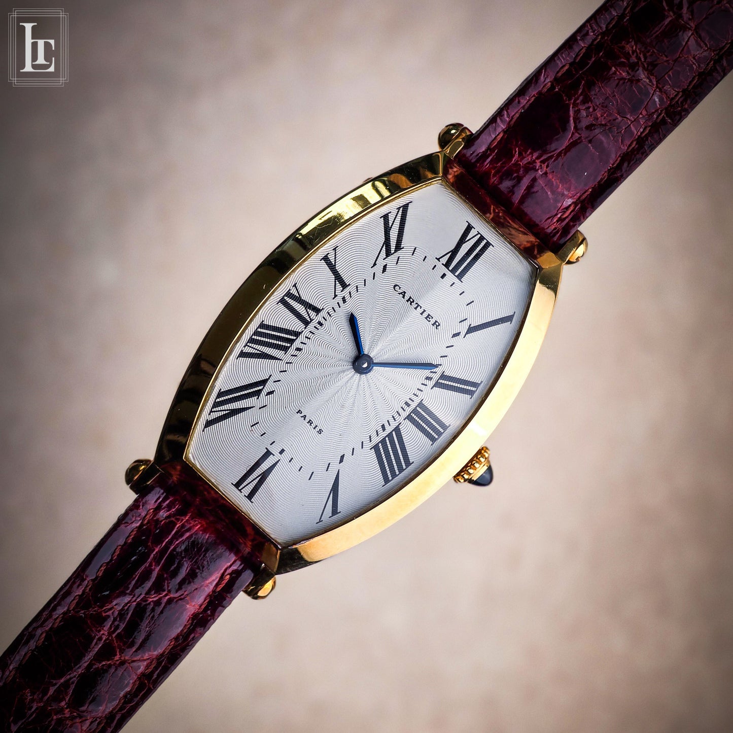 Cartier Tonneau Grand Taille yg
