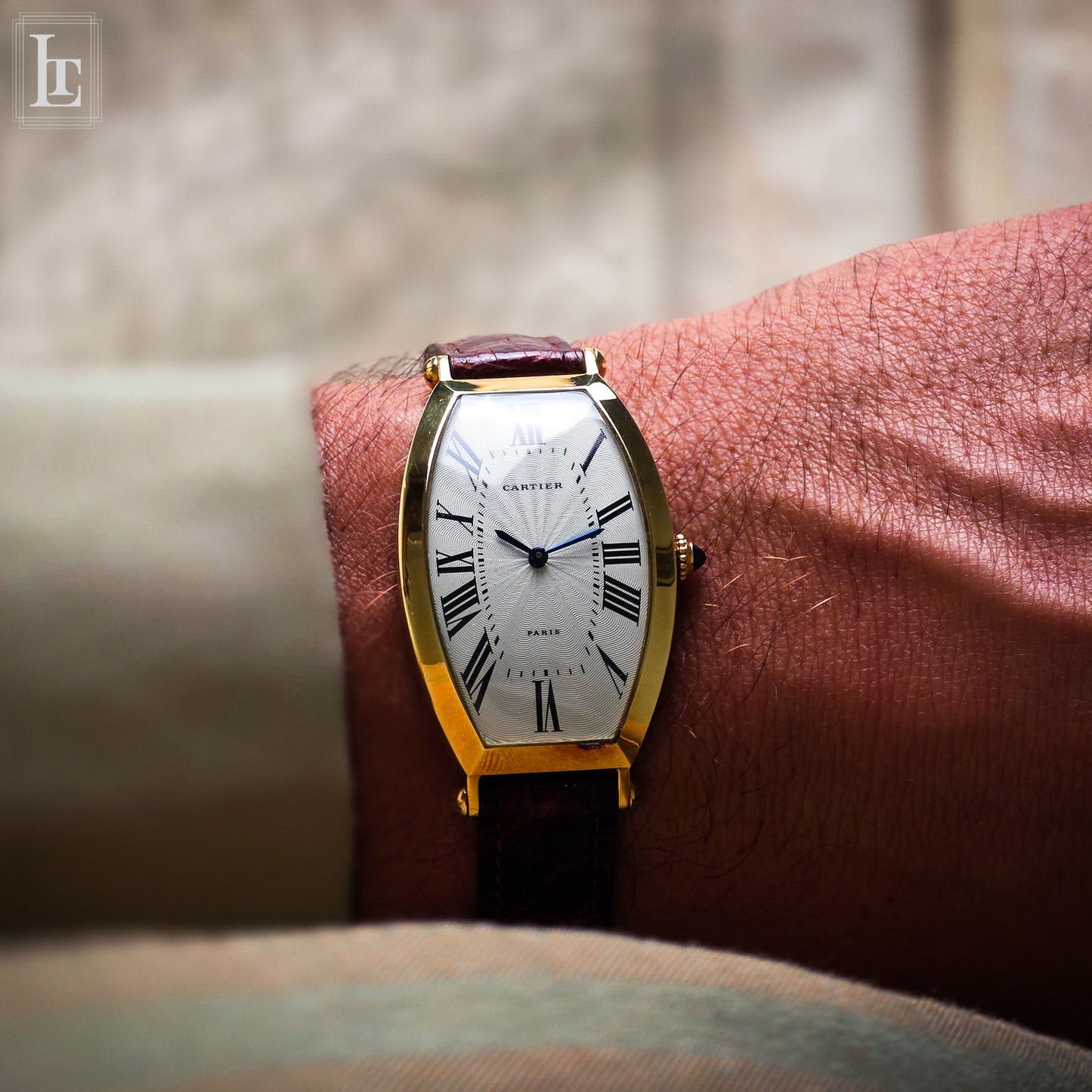 Cartier Tonneau Grand Taille yg