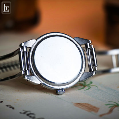 Movado Calendograph Salmon