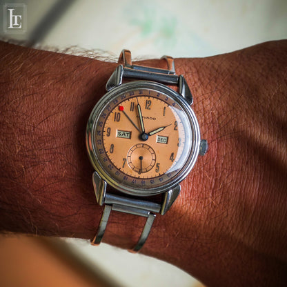 Movado Calendograph Salmon