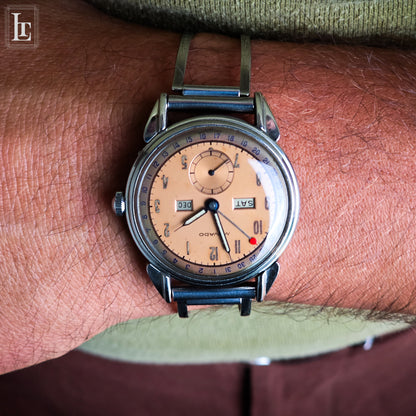 Movado Calendograph Salmon