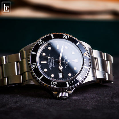 Rolex Sea-Dweller 16660  b&p