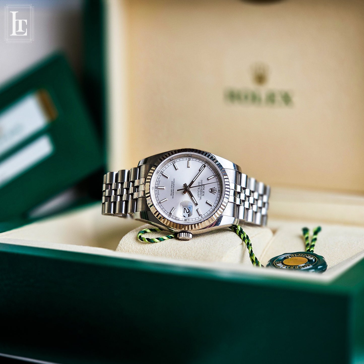 Rolex Datejust 116234 b&p white