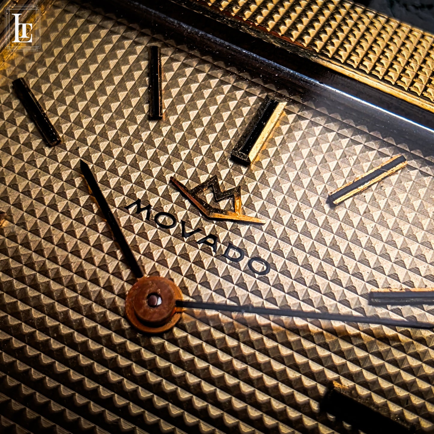 Movado "Clou de Paris" gold