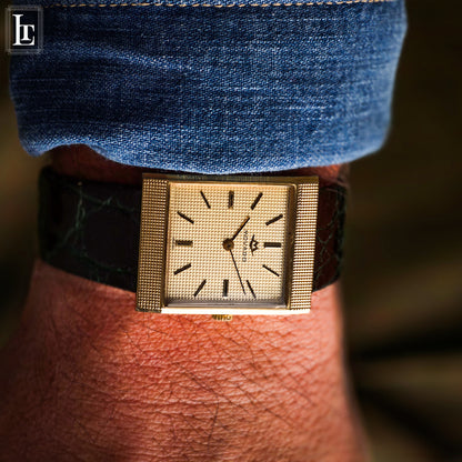 Movado "Clou de Paris" gold