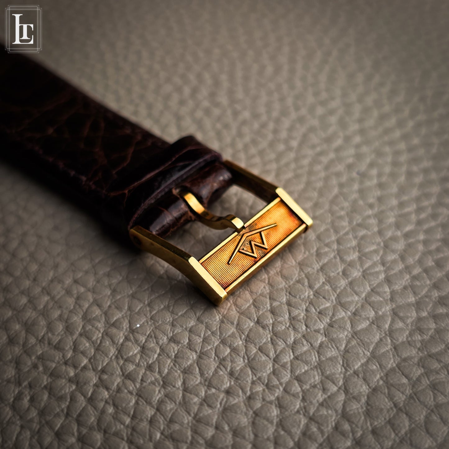 Movado Gentleman Automatic 18k linen