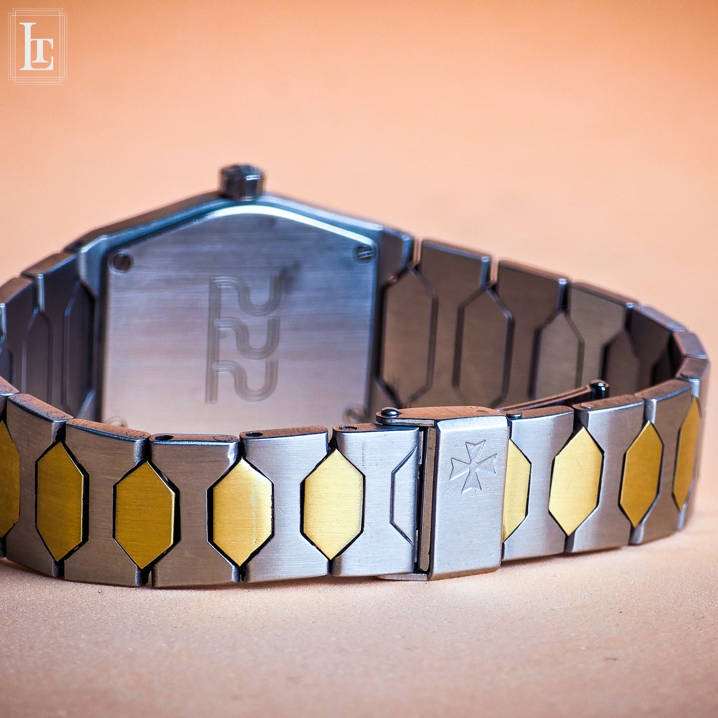Vacheron & Constantin 222 Lady Quartz