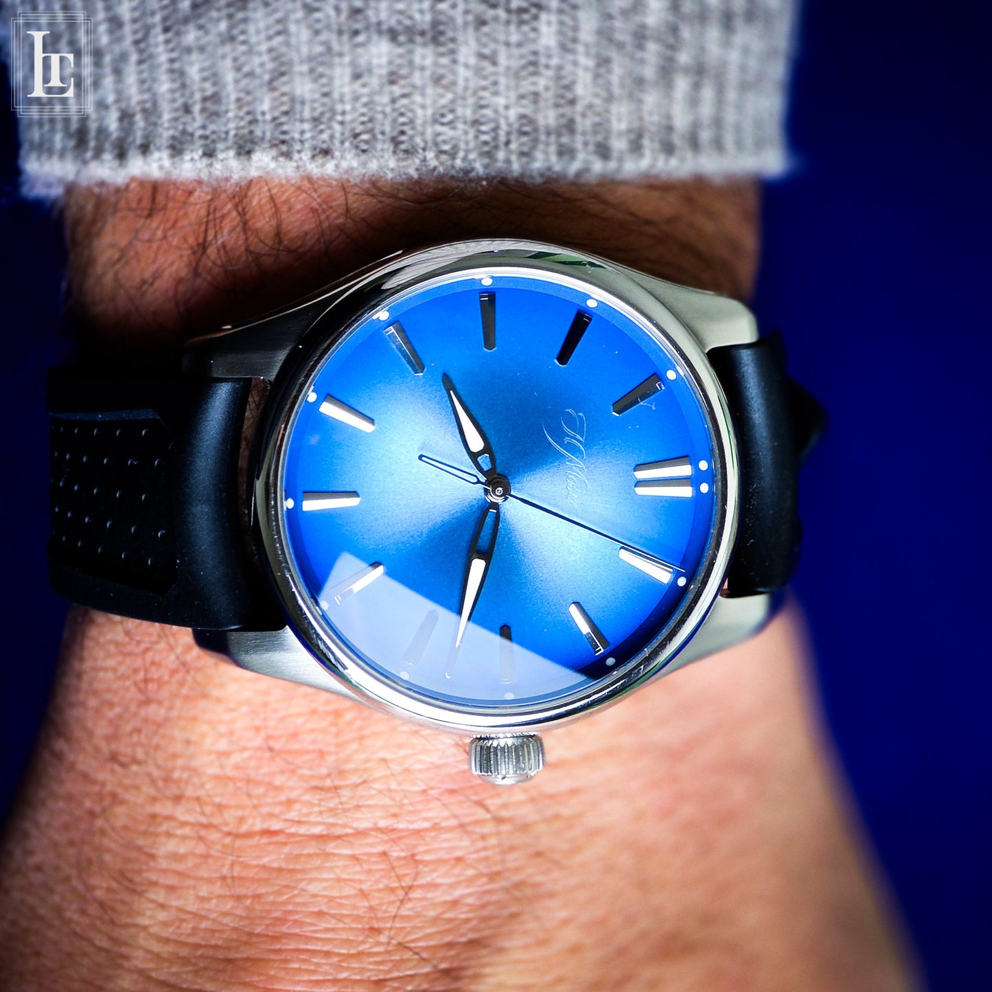H.Moser & Cie Pioneer Artic Blue