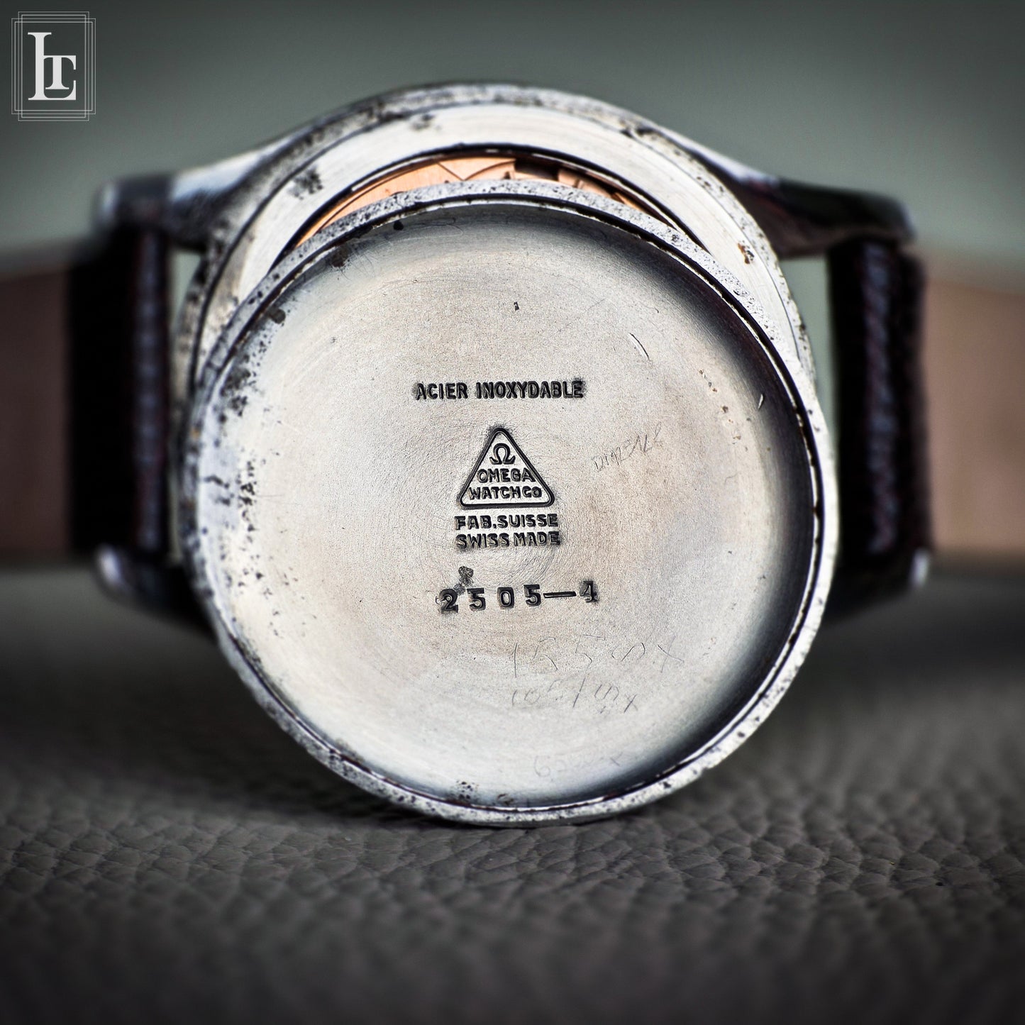 Omega Oversize Ref. 2505-4