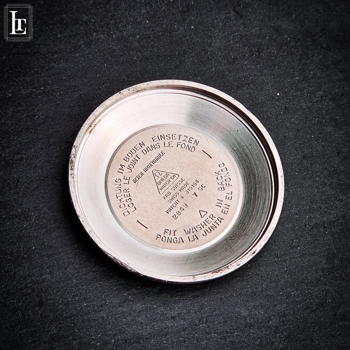 Omega Seamaster Calendar Gilt