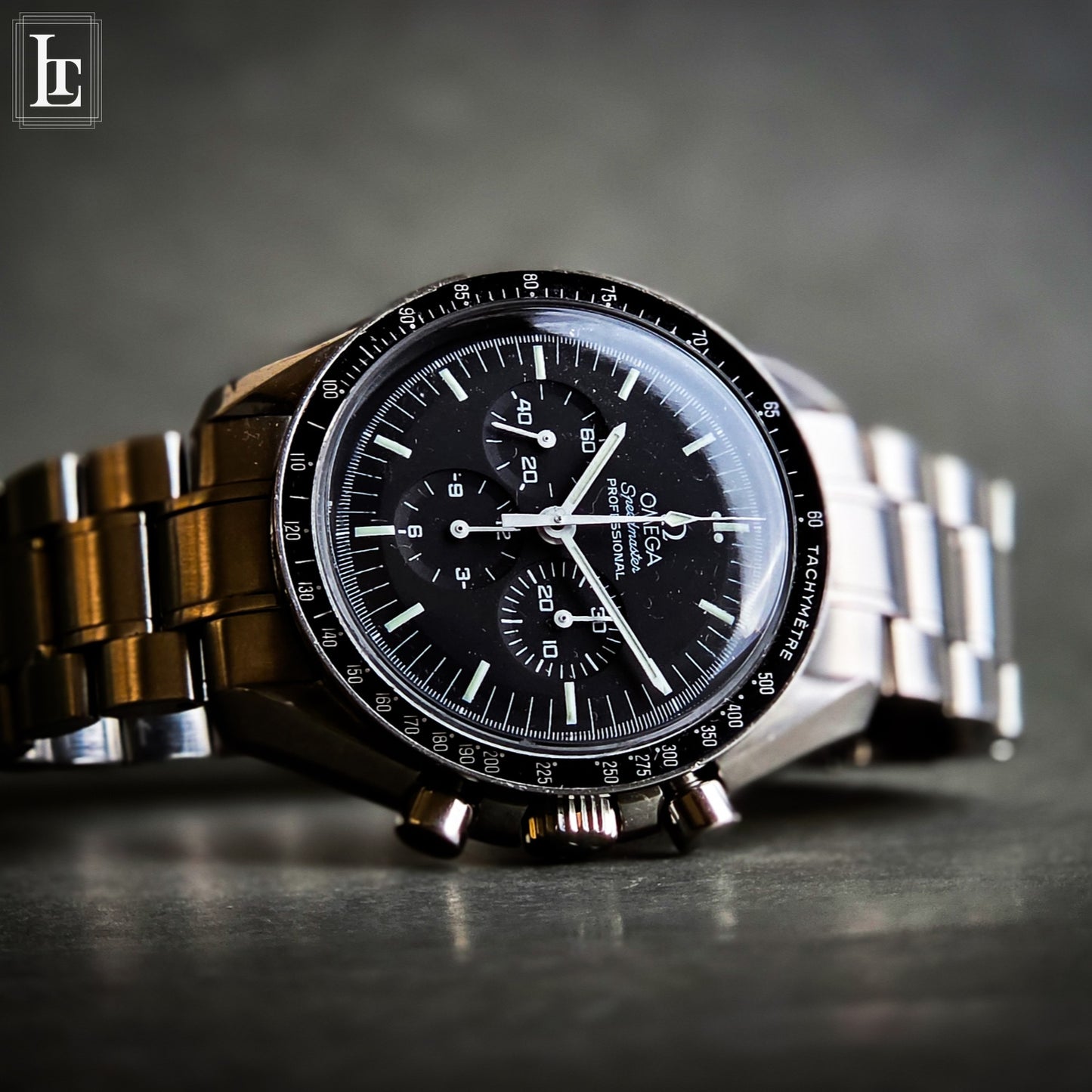 Omega Speedmaster Moonwatch Luminova