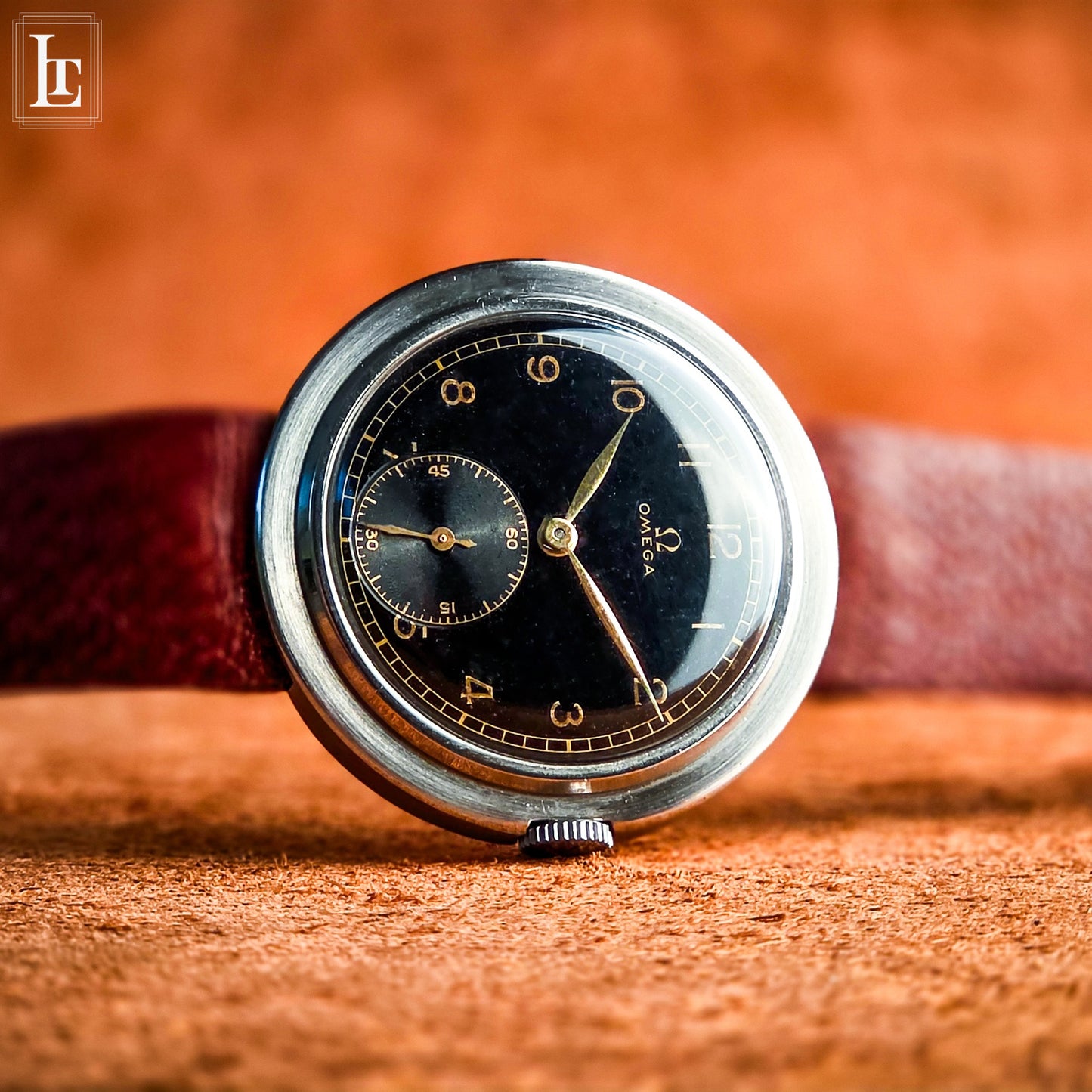 Omega UFO Disco Volante nero gilt