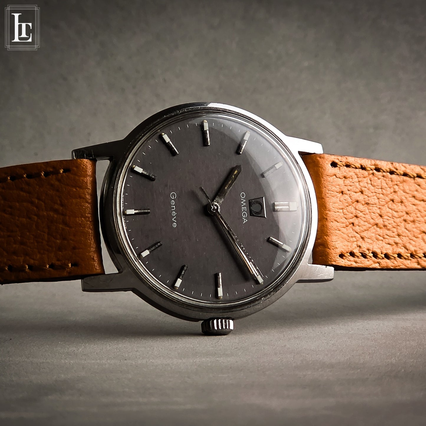 Omega Genève Ref. 135.070 linen
