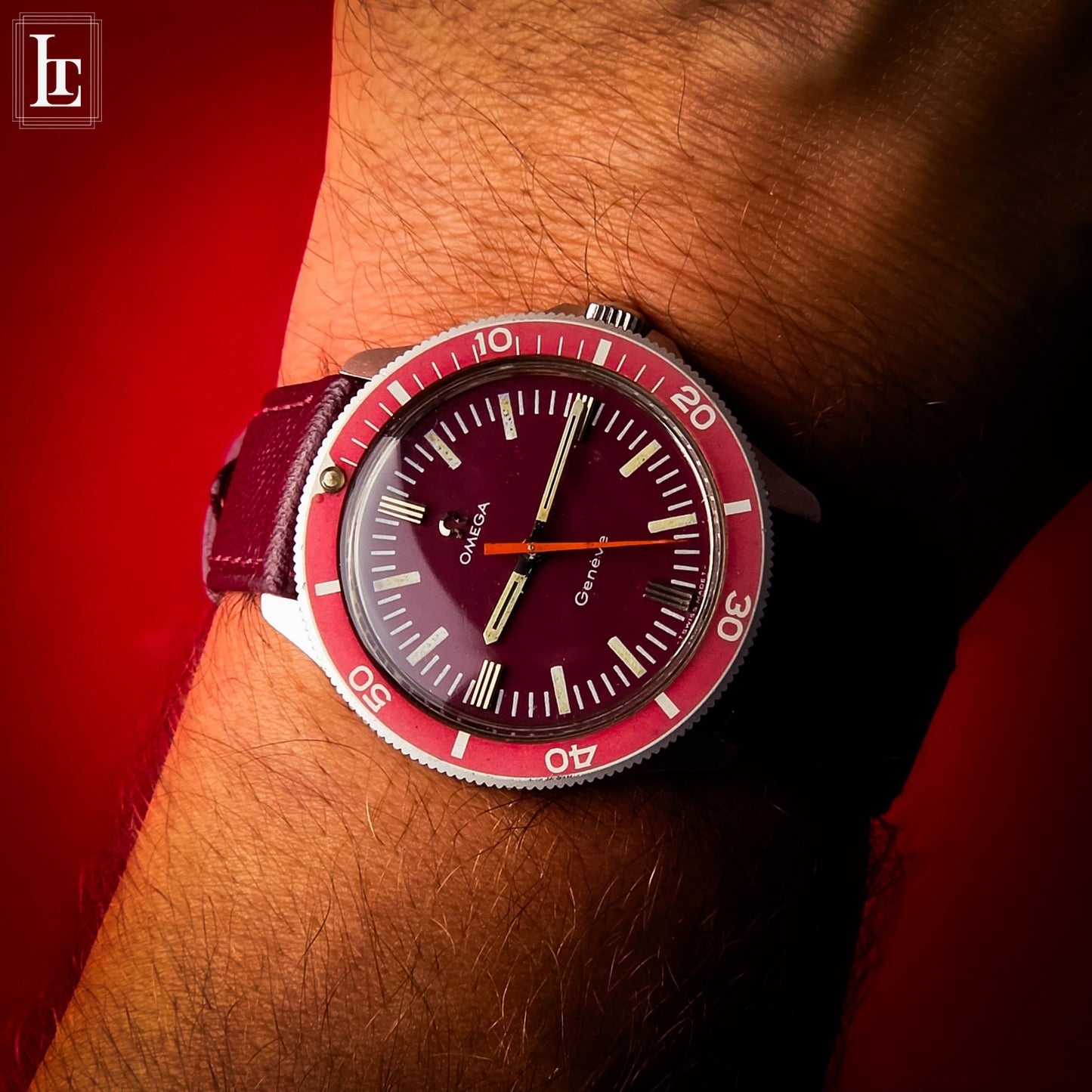 Omega Genève "Ancoretta" Ref. 135.042 Burgundy