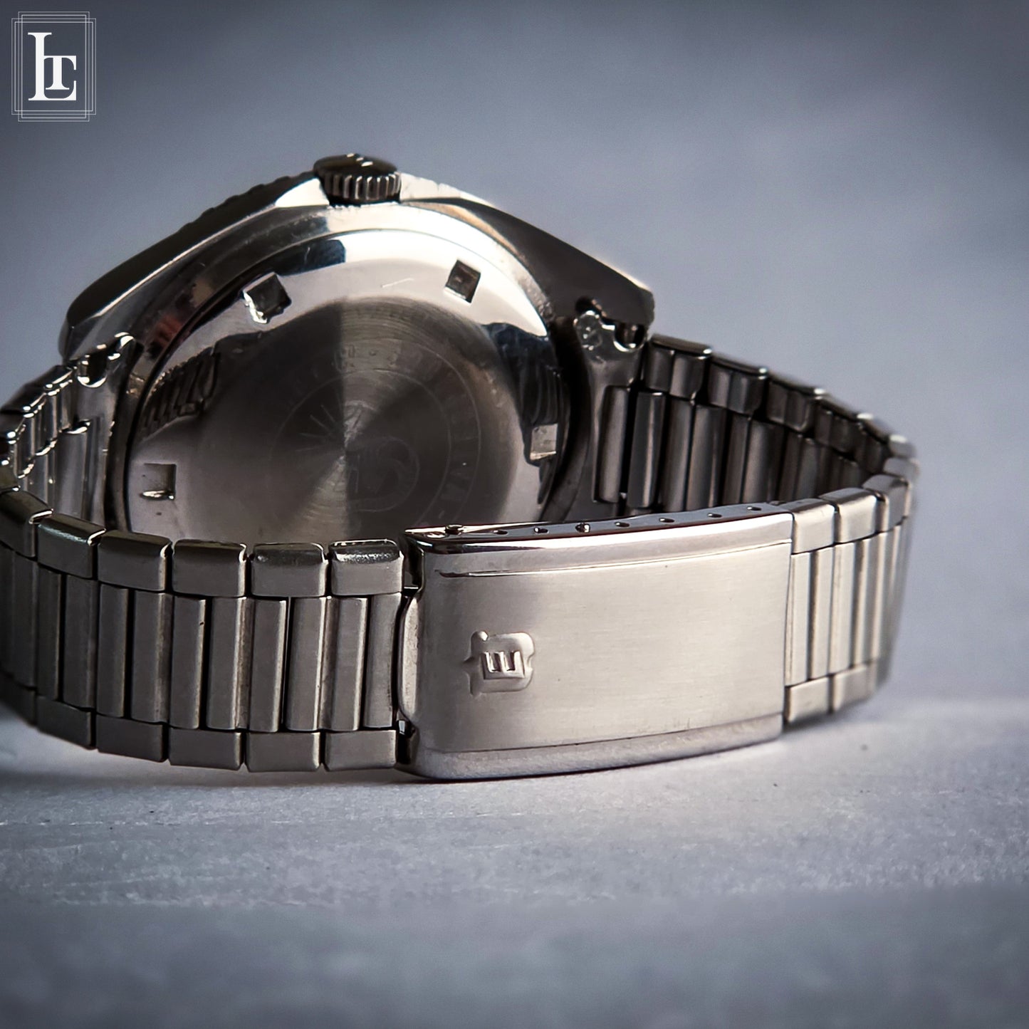 Eberhard Scafograf 300 with bracelet