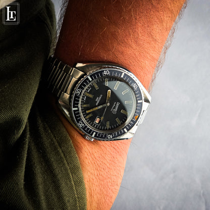 Eberhard Scafograf 300 with bracelet