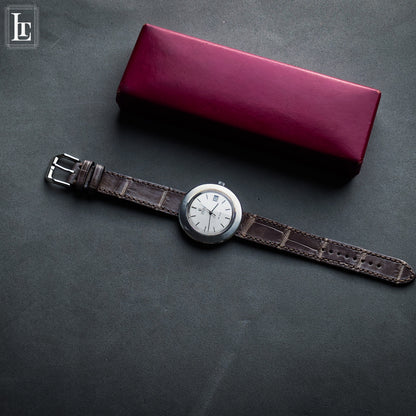 Omega De Ville “UFO”