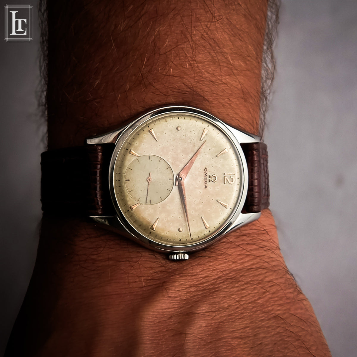 Omega Oversize Ref. 2505-23