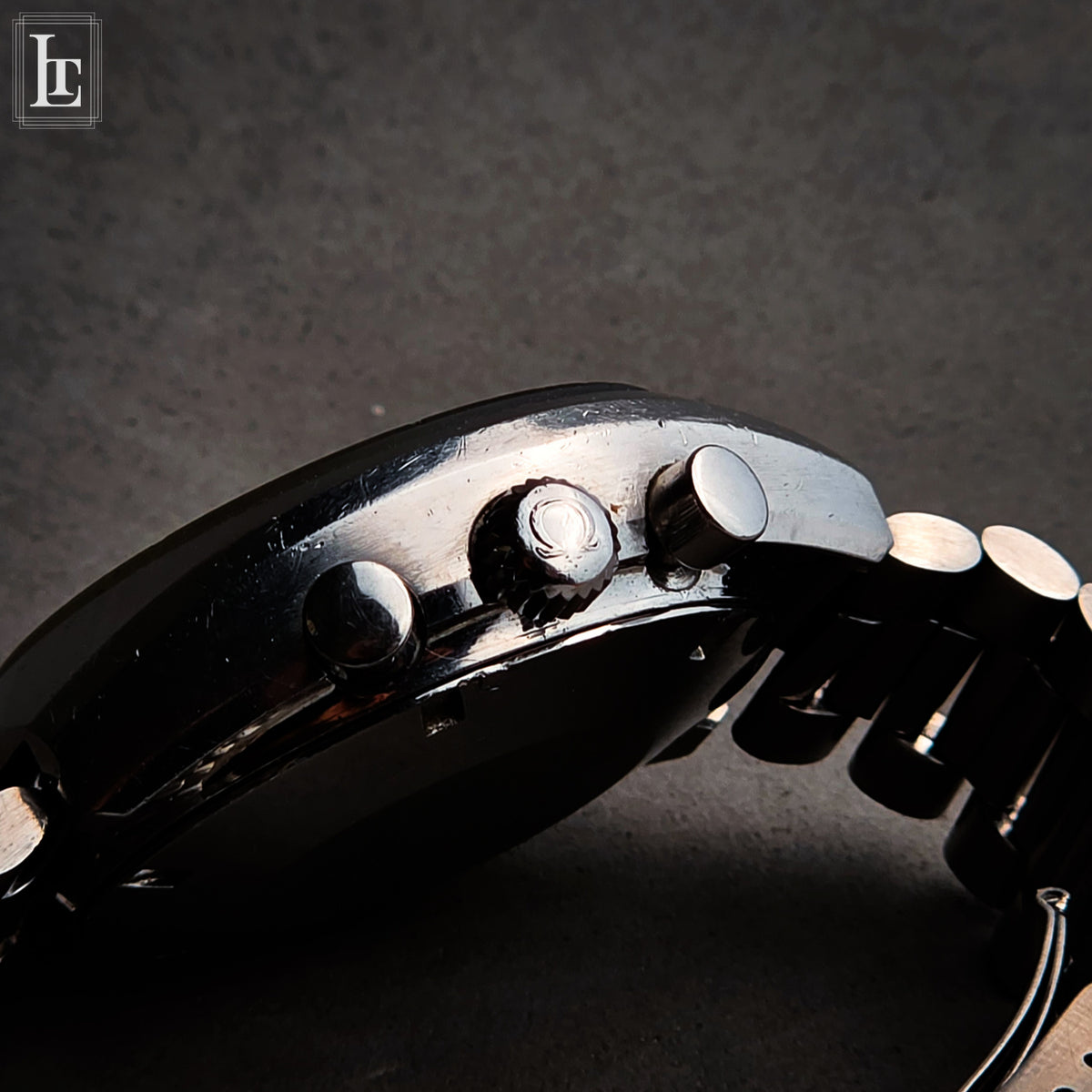 Omega Speedmaster Mark II, ref. 145.014, 1970, vista laterale con corona