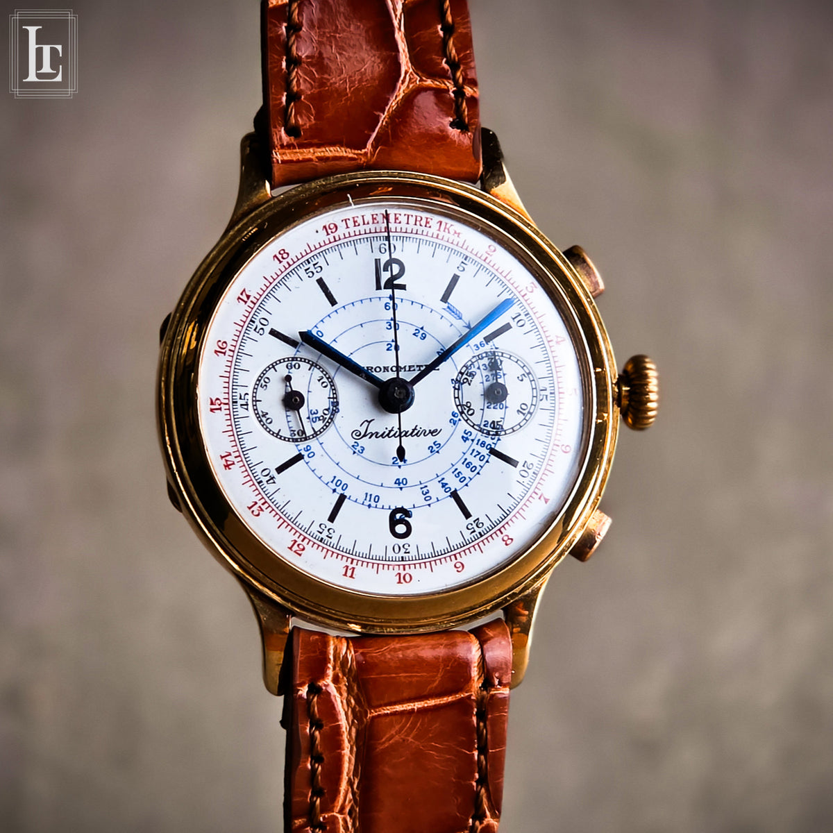 Initiative chronograph oversize gold V22