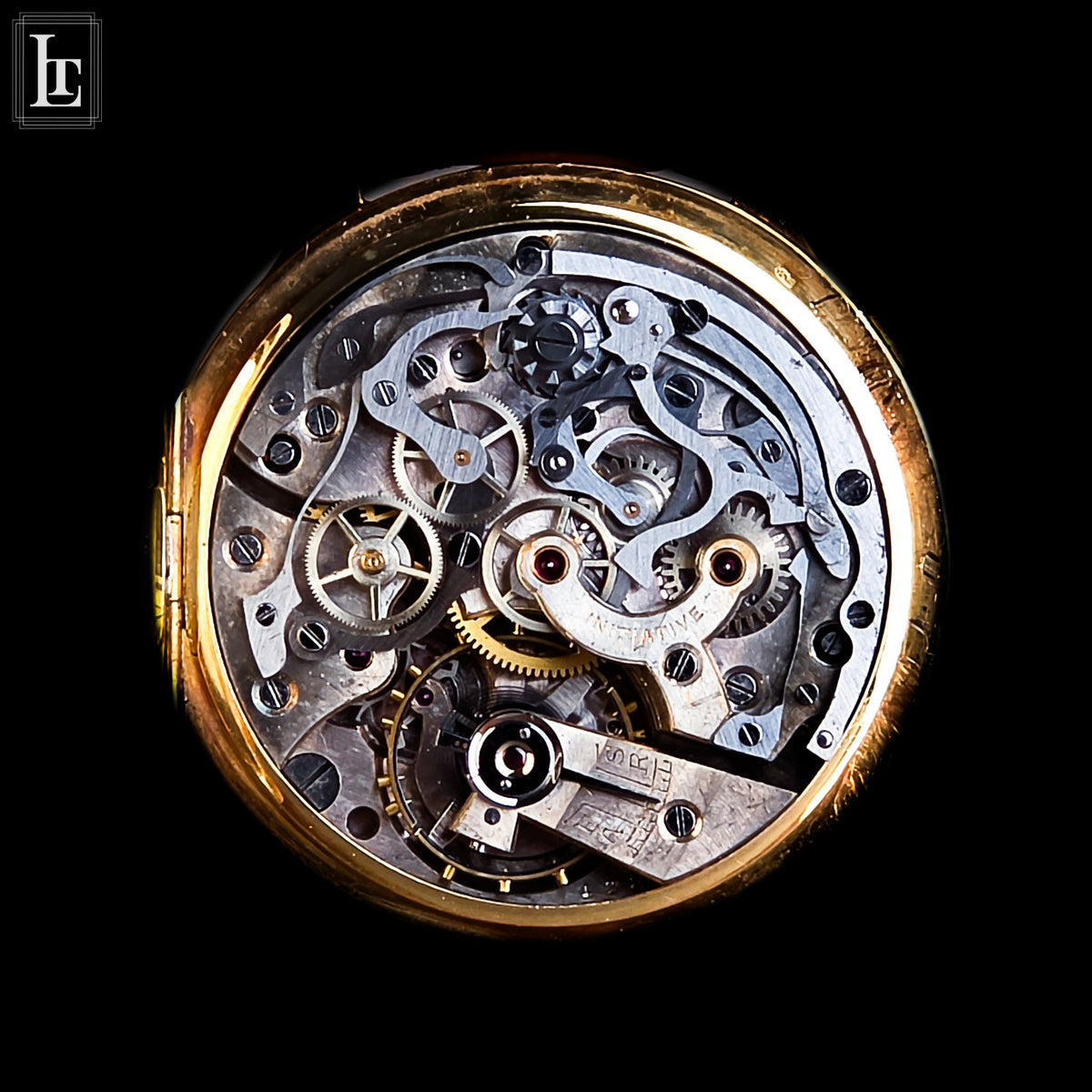 Initiative chronograph oversize gold V22