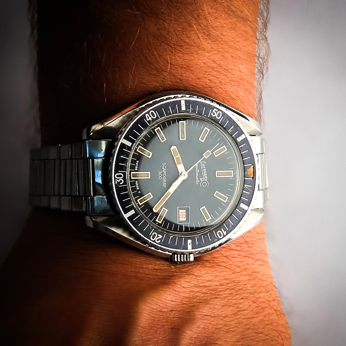 Eberhard Scafograf 300 with bracelet