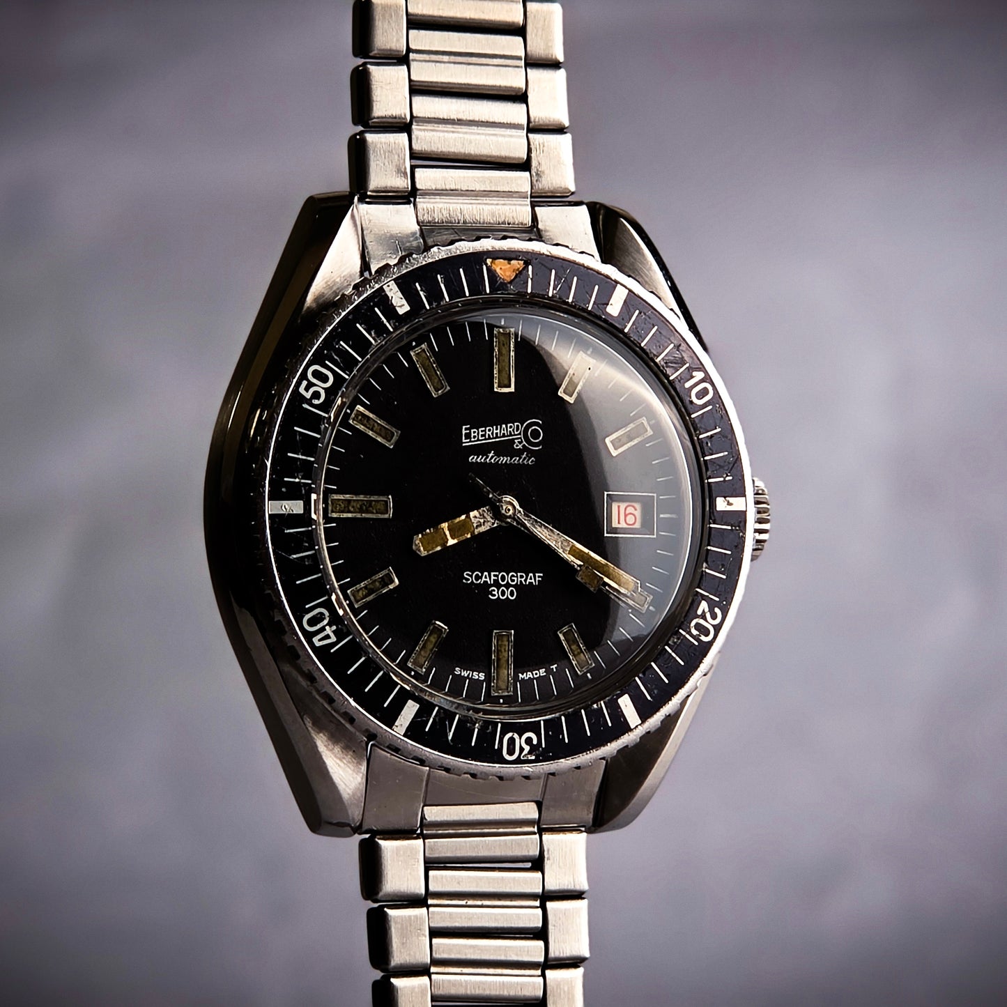 Eberhard Scafograf 300 with bracelet