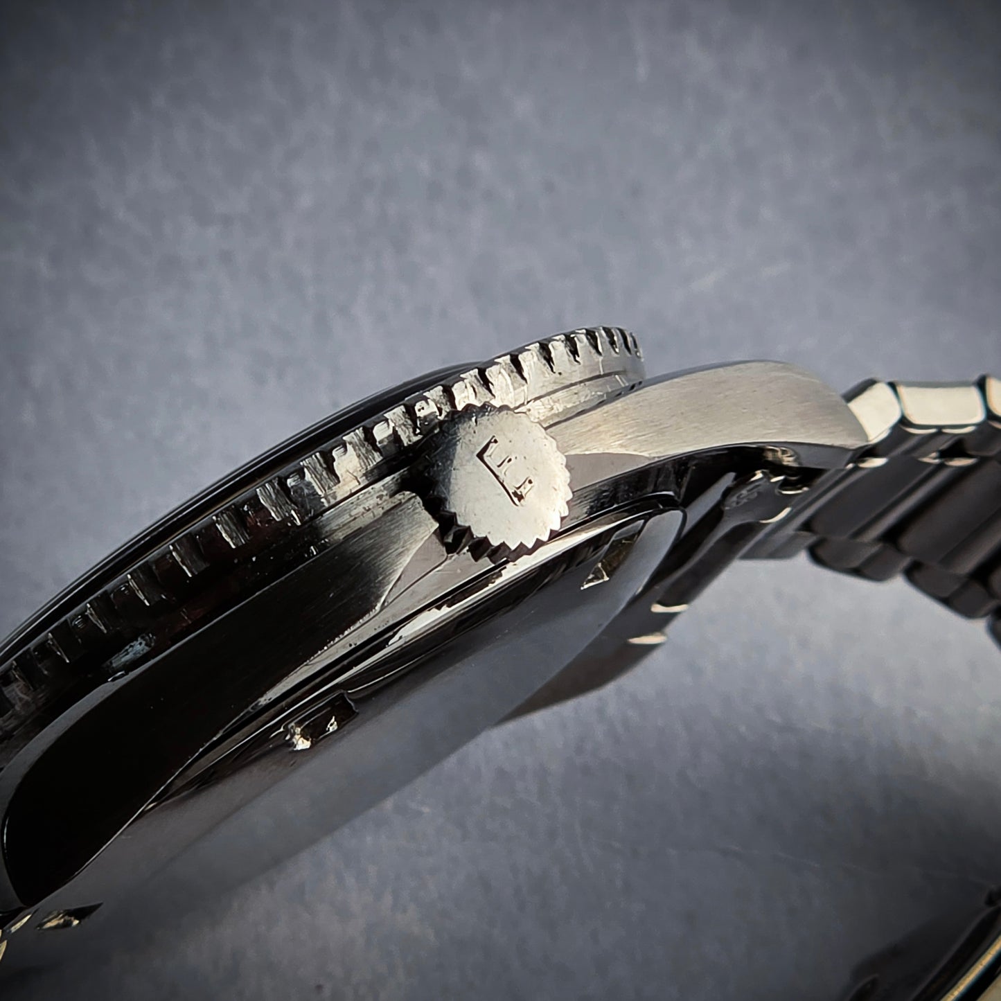 Eberhard Scafograf 300 with bracelet