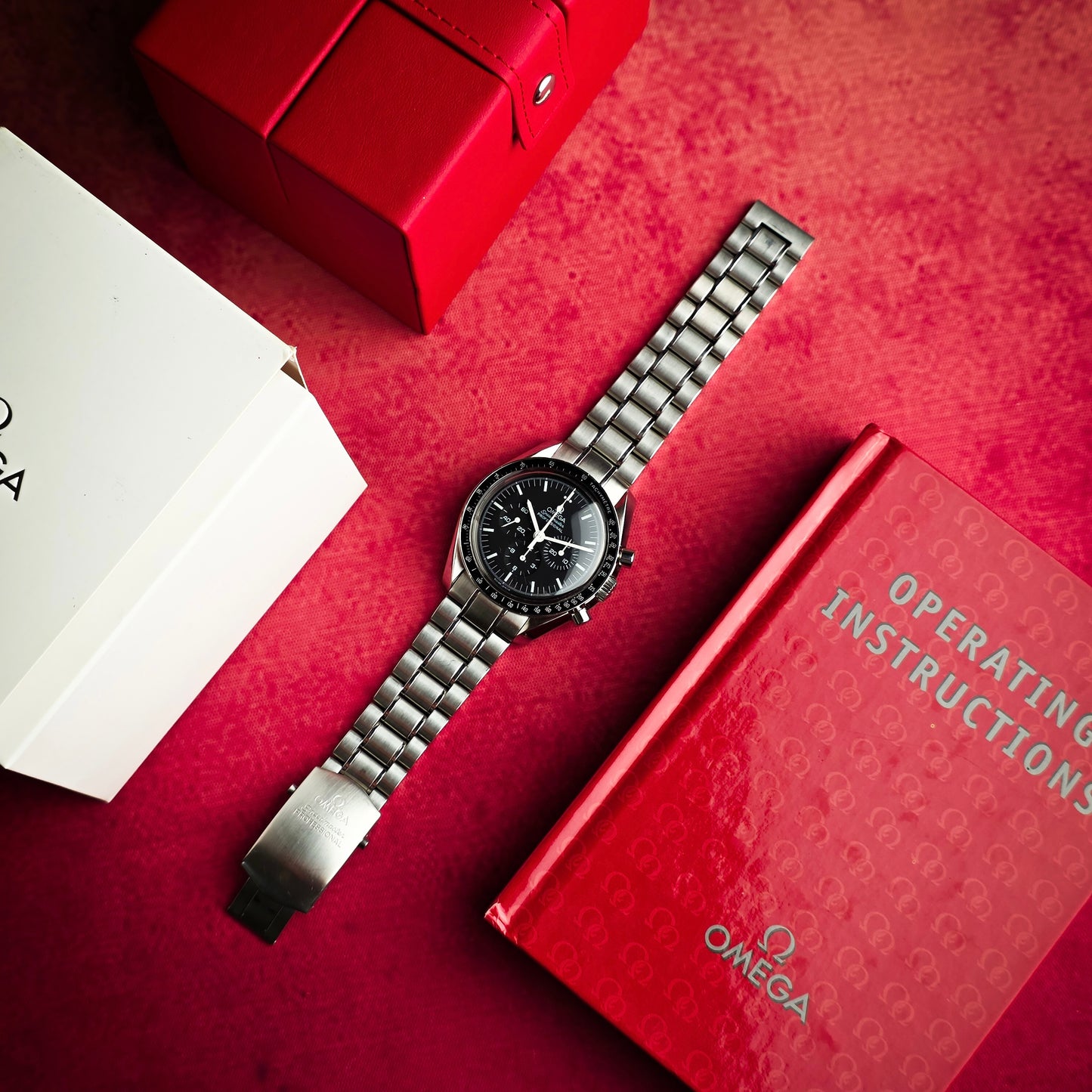 Omega Speedmaster Moonwatch Luminova