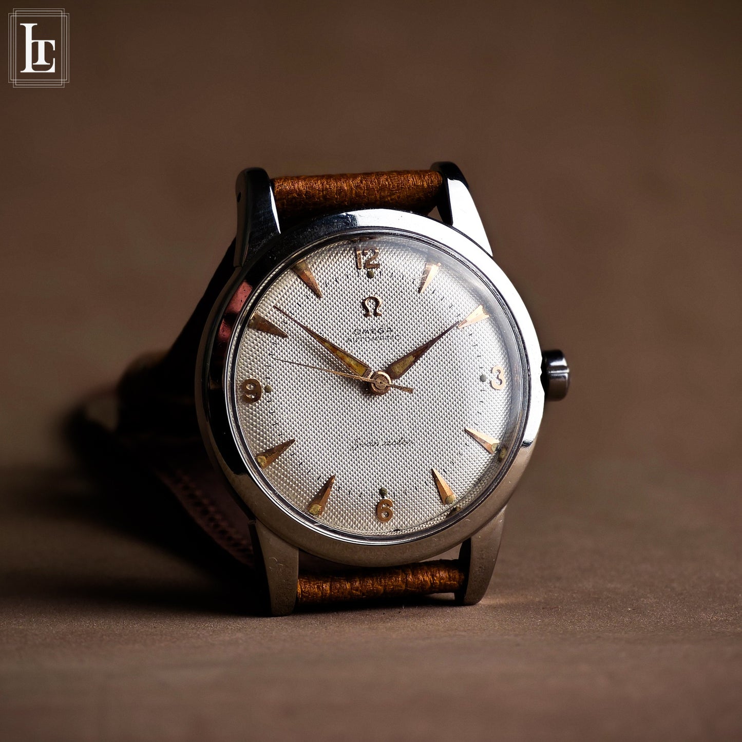 Omega classico a nido d'api
