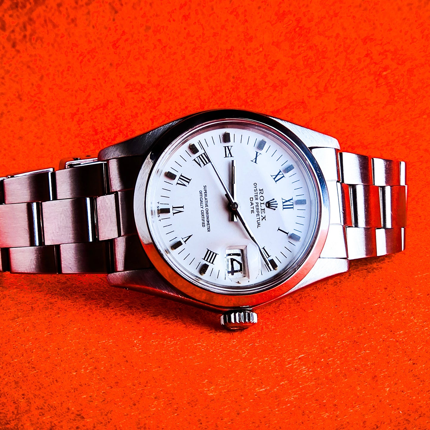 Rolex Date ref.1500 White Roman