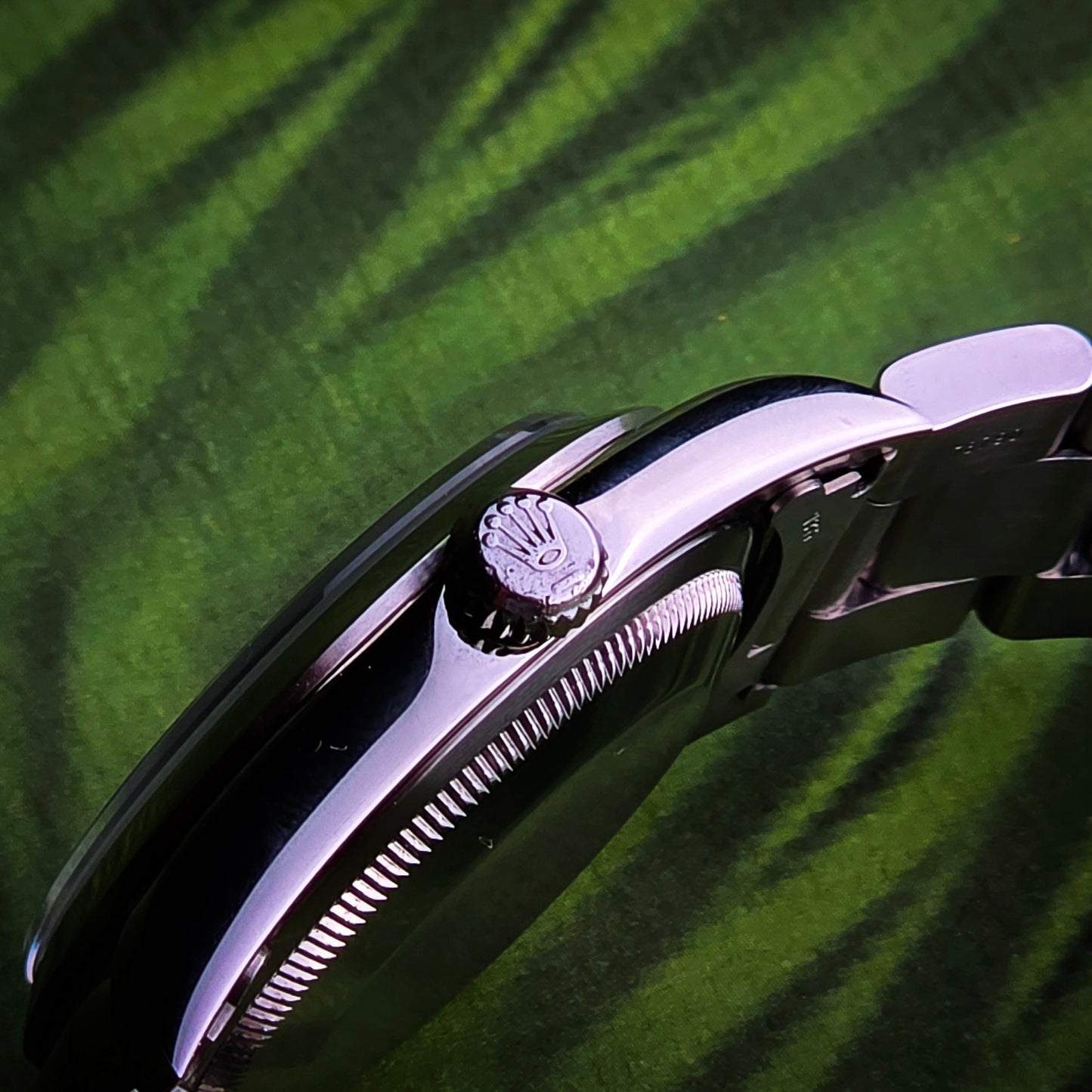 Rolex Explorer I Ref.14270 Full Set 1999