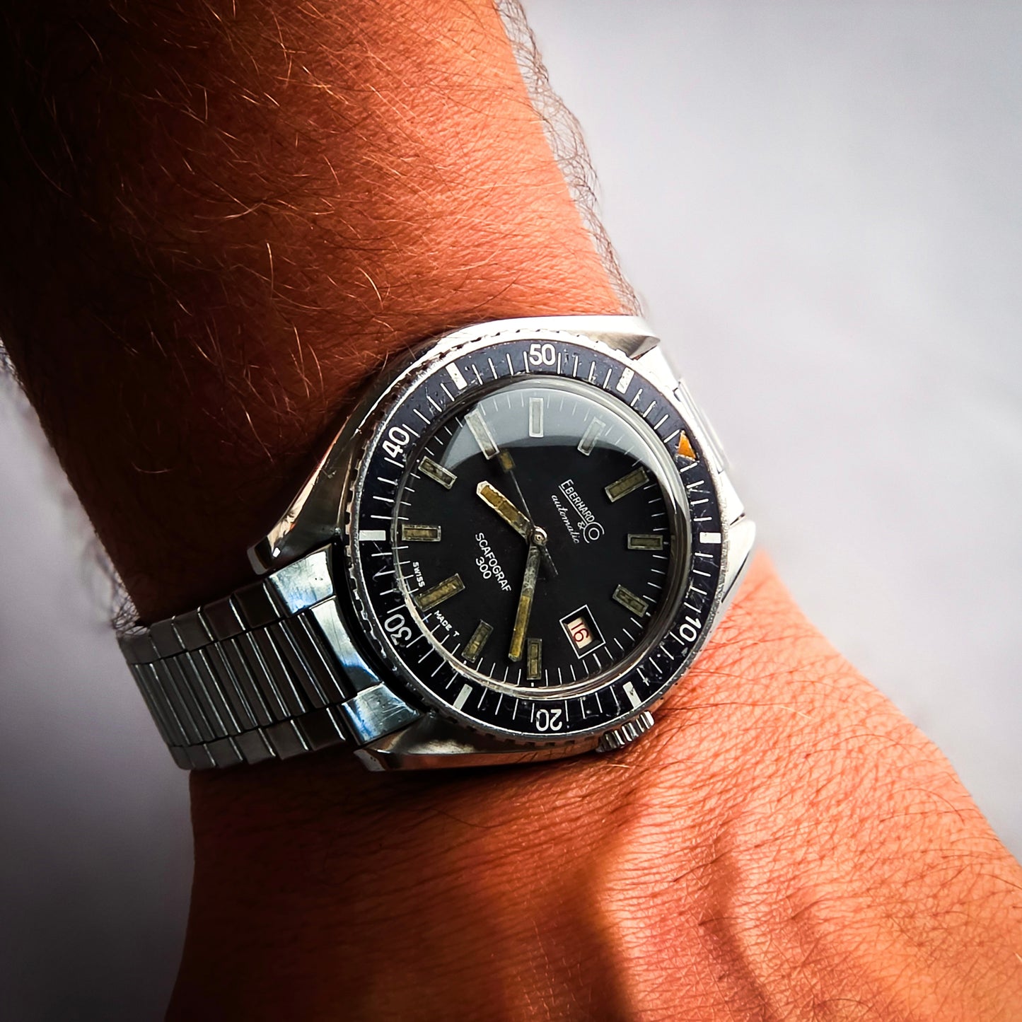 Eberhard Scafograf 300 with bracelet