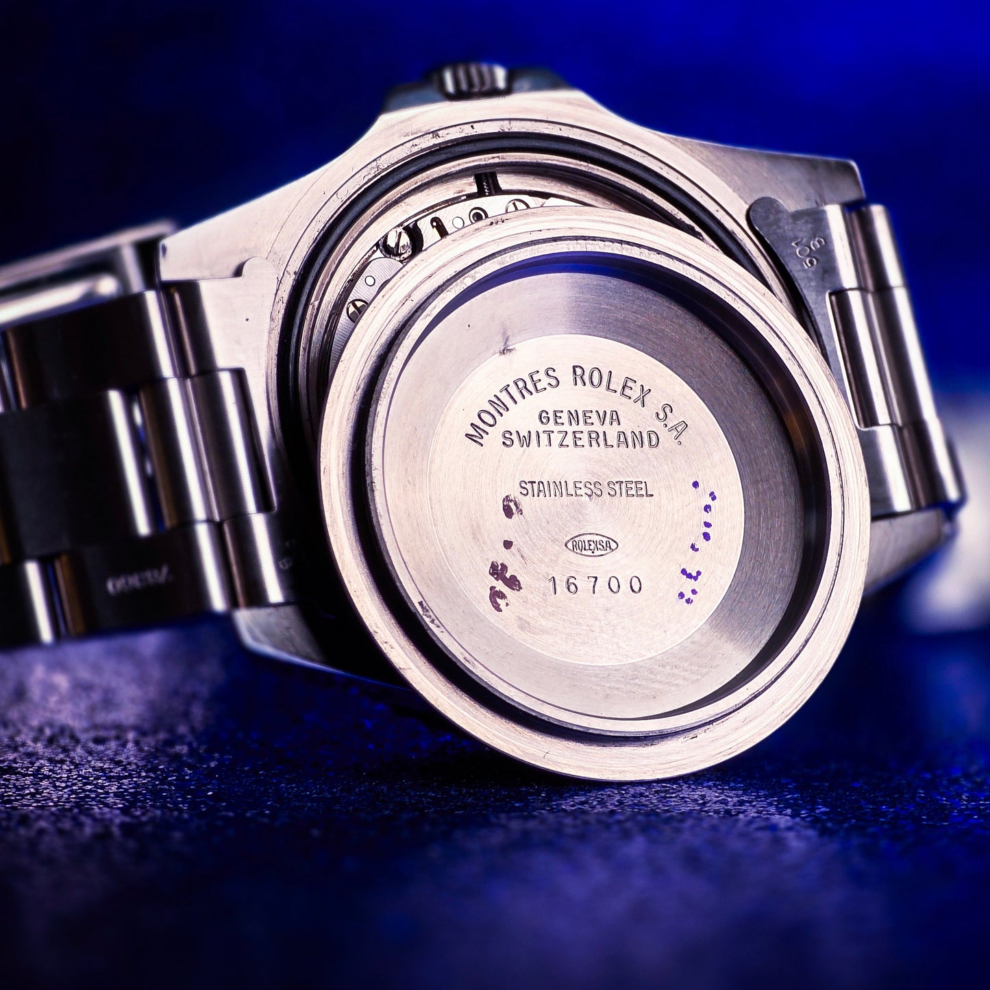 Rolex GMT Master Ref. 16700 b&p